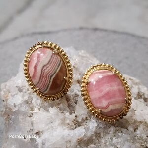 Vintage Gold-Tone Pink Stone Rhodochrosite Screw-Back Earrings (1 Inch)